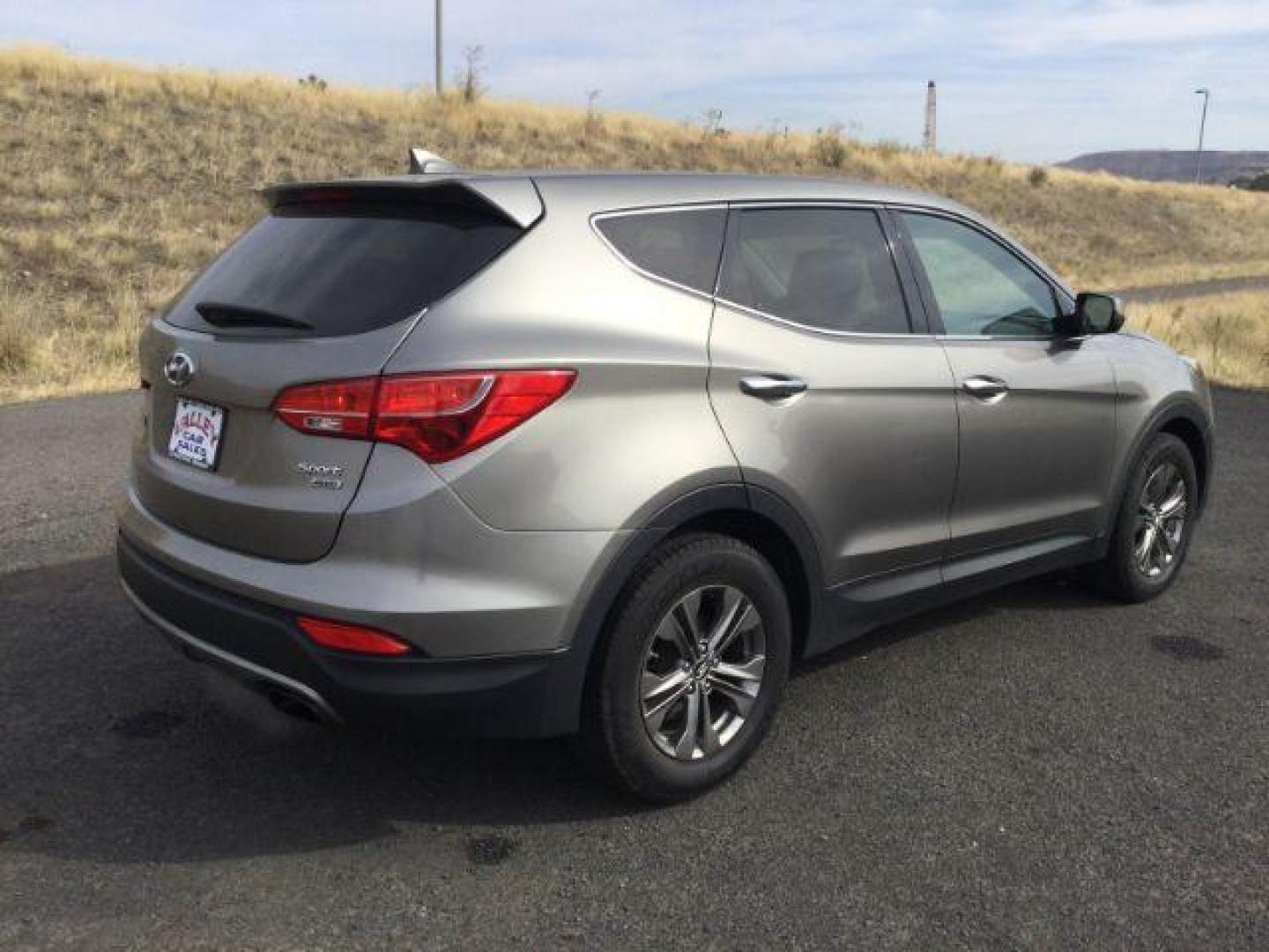 2013 Mineral Gray /Gray Hyundai Santa Fe Sport 2.4 AWD (5XYZTDLB3DG) with an 2.4L L4 DOHC 16V engine, 6-Speed Automatic transmission, located at 1801 Main Street, Lewiston, 83501, (208) 743-9371, 46.417065, -117.004799 - Photo#9