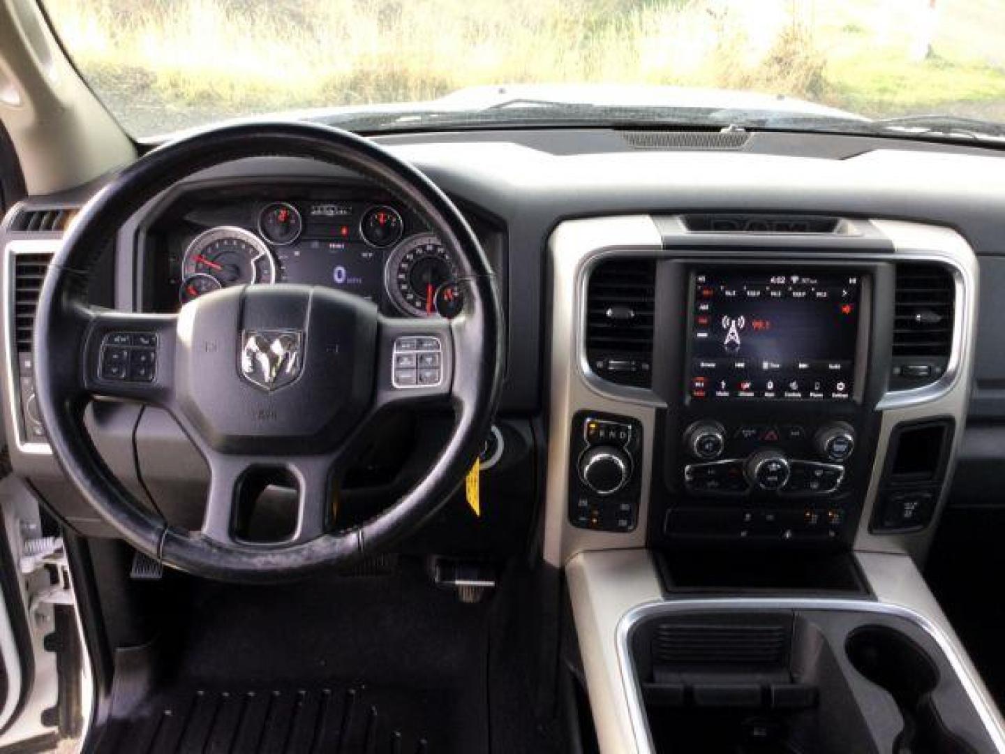 2019 Bright White Clear Coat /Black/Diesel Gray, cloth RAM 1500 Classic Tradesman Crew Cab SWB 4WD (1C6RR7LT2KS) with an 5.7L V8 OHV 16V engine, 8-Speed Automatic transmission, located at 1801 Main Street, Lewiston, 83501, (208) 743-9371, 46.417065, -117.004799 - Photo#6