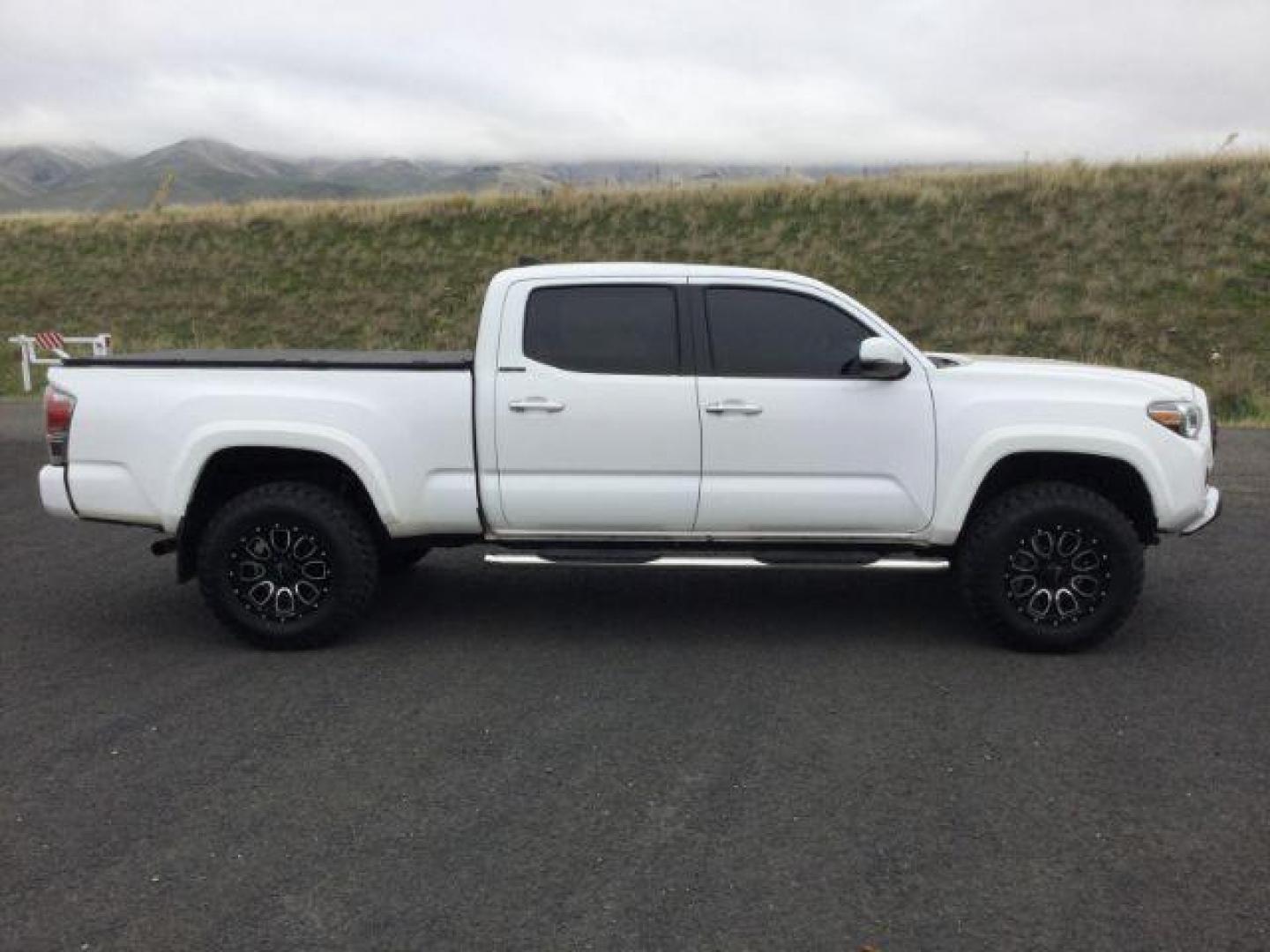 2016 Super White /Hickory, leather Toyota Tacoma Limited Double Cab Super Long Bed V6 5AT 4WD (5TFHZ5BN2GX) with an 3.5L V6 DOHC 24V engine, 6-Speed Automatic transmission, located at 1801 Main Street, Lewiston, 83501, (208) 743-9371, 46.417065, -117.004799 - Photo#13