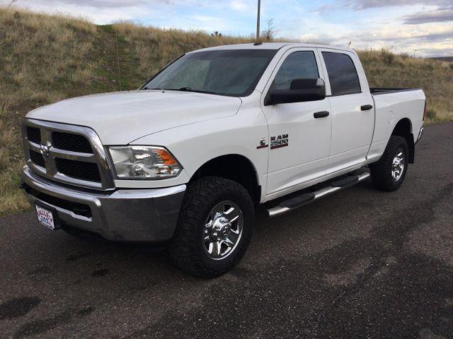 photo of 2018 RAM 2500 Tradesman Crew Cab SWB 4WD