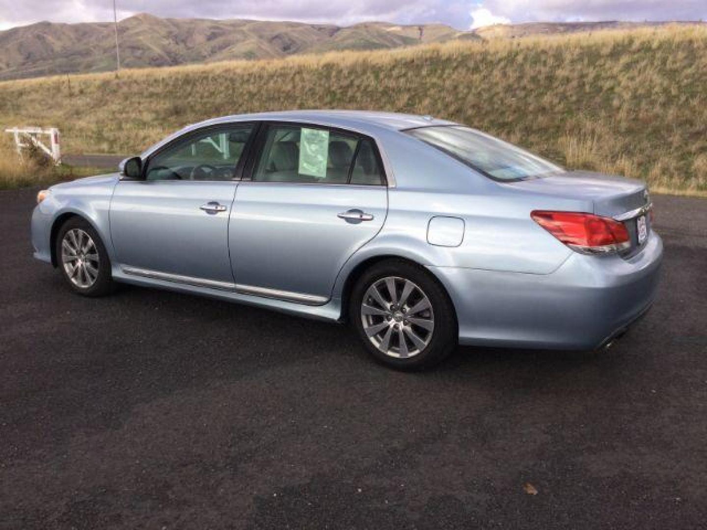 2011 Blue /Light Gray Leather Interior Toyota Avalon Limited (4T1BK3DB8BU) with an 3.5L V6 DOHC 24V engine, 6-Speed Automatic transmission, located at 1801 Main Street, Lewiston, 83501, (208) 743-9371, 46.417065, -117.004799 - Photo#2