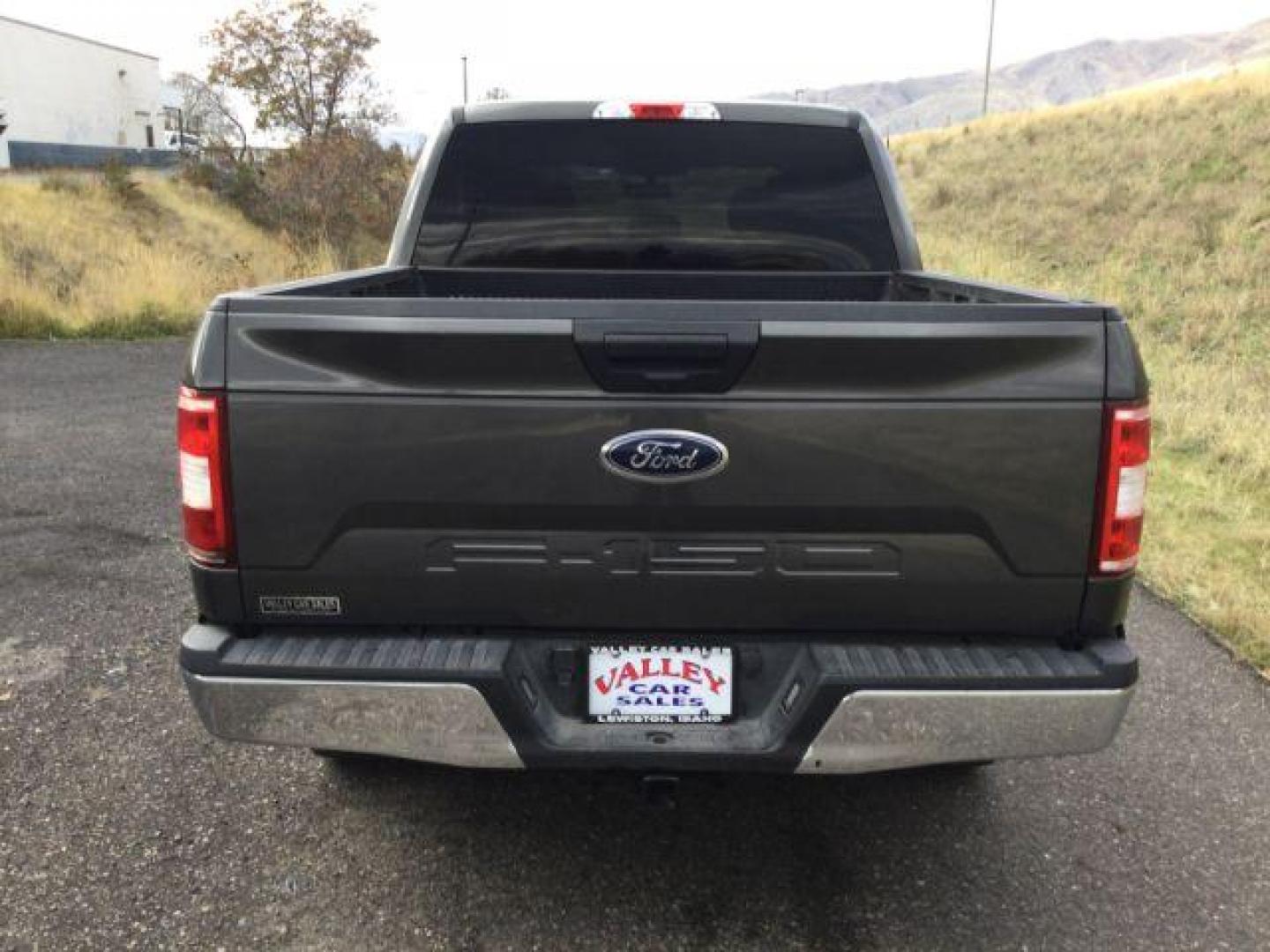 2019 Magnetic Metallic /Medium Earth Gray, cloth Ford F-150 XLT SuperCrew 5.5-ft. Bed 4WD (1FTEW1E53KK) with an 5.0L V8 OHV 32V engine, 10 speed automatic transmission, located at 1801 Main Street, Lewiston, 83501, (208) 743-9371, 46.417065, -117.004799 - Photo#6