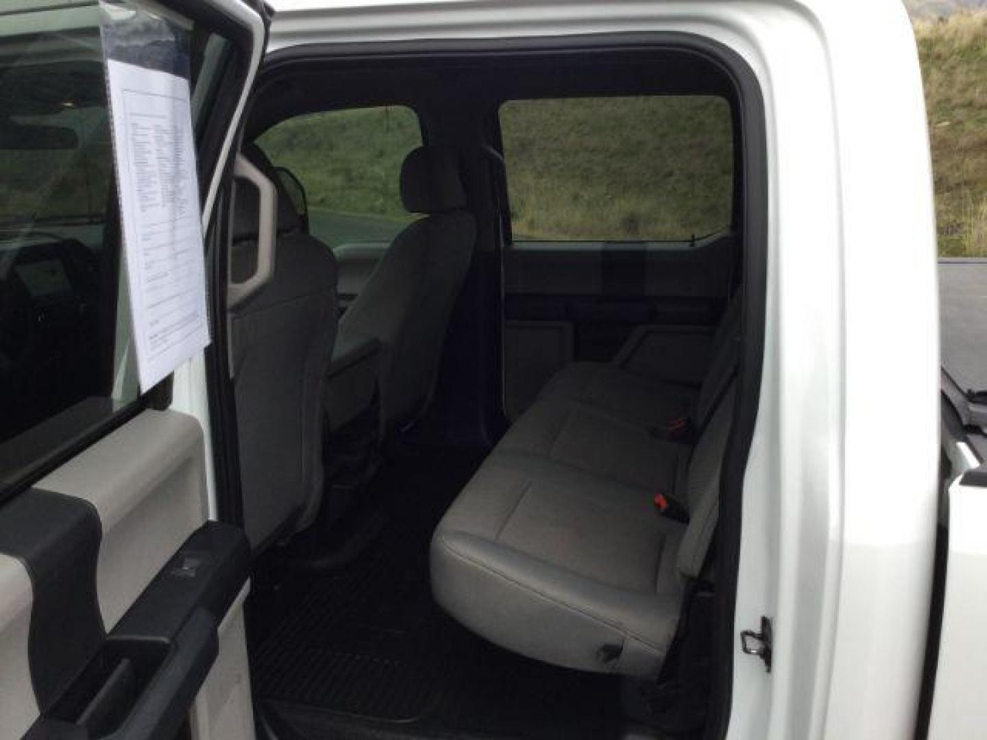 2020 Oxford White /Medium Earth Gray, cloth Ford F-350 SD STX Crew Cab Long Bed 4WD (1FT8W3BT9LE) with an 6.7L V8 OHV 16V DIESEL engine, 10-speed automatic transmission, located at 1801 Main Street, Lewiston, 83501, (208) 743-9371, 46.417065, -117.004799 - Photo#5