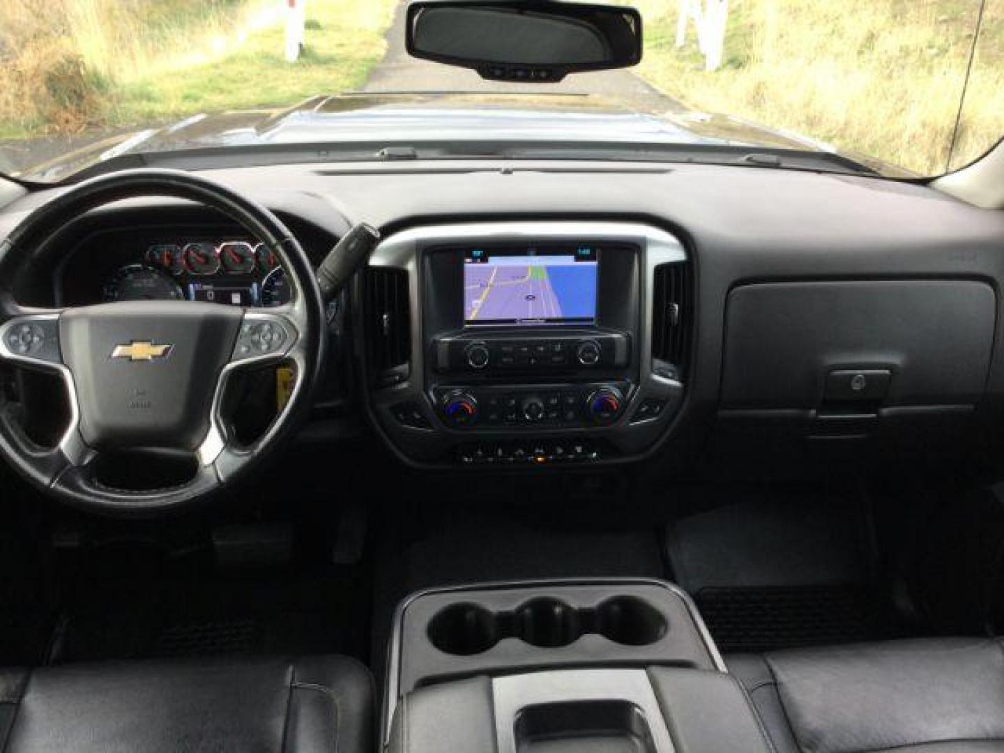 2019 Black /Jet Black, leather Chevrolet Silverado 2500HD LT Crew Cab Short Box 4WD (1GC1KSEY8KF) with an 6.6L V8 OHV 16V DIESEL engine, 6-Speed Automatic transmission, located at 1801 Main Street, Lewiston, 83501, (208) 743-9371, 46.417065, -117.004799 - Photo#7