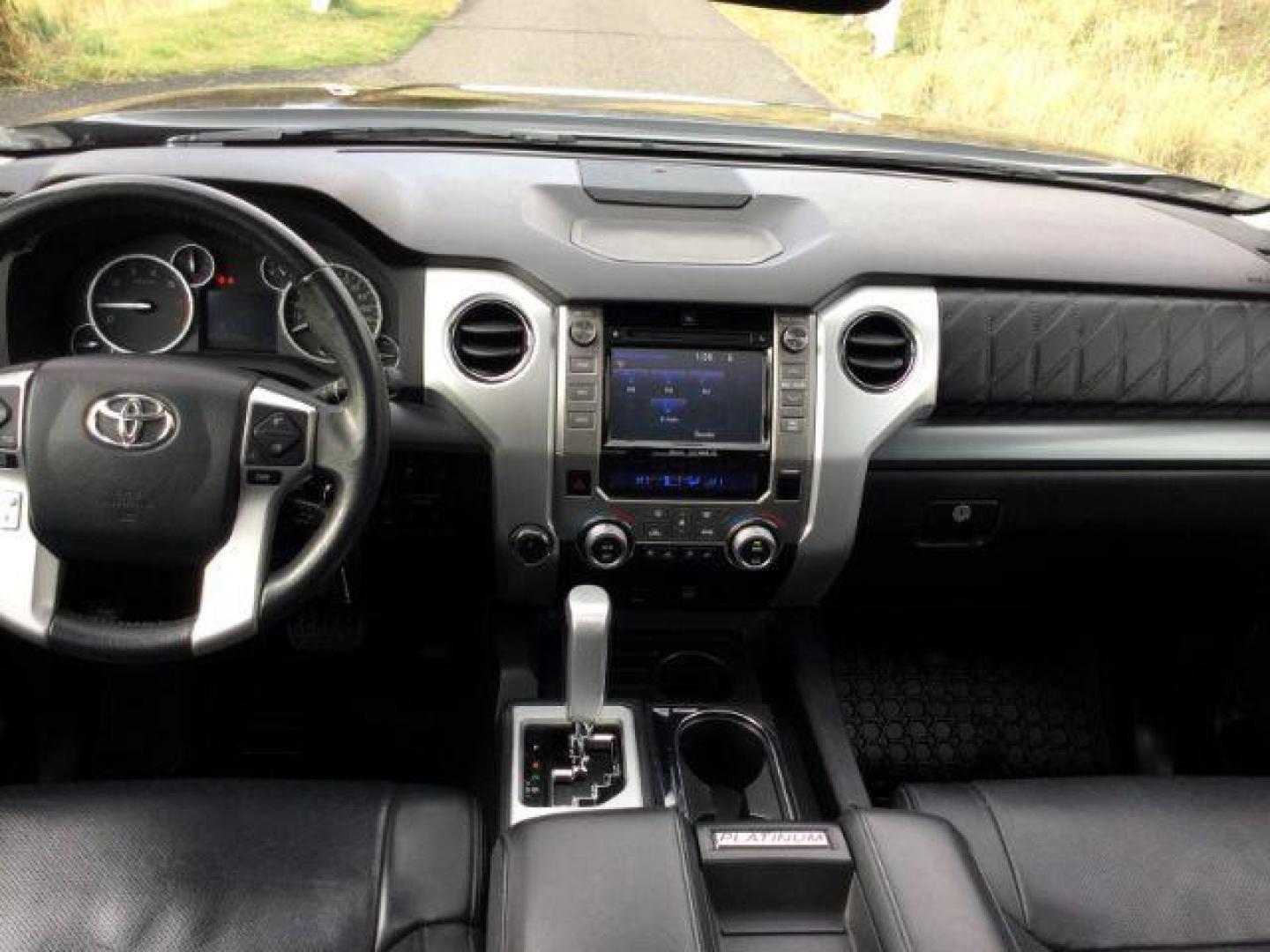 2016 Midnight Black Metallic /Black, premium leather Toyota Tundra Platinum CrewMax 5.7L 4WD (5TFAY5F14GX) with an 5.7L V8 DOHC 32V engine, 6-Speed Automatic transmission, located at 1801 Main Street, Lewiston, 83501, (208) 743-9371, 46.417065, -117.004799 - Photo#20