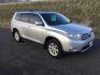 2013 Classic Silver Metallic /light gray leather Toyota Highlander SE (5TDBK3EH8DS) with an 3.5L V6 DOHC 24V engine, 5-Speed Automatic transmission, located at 1801 Main Street, Lewiston, 83501, (208) 743-9371, 46.417065, -117.004799 - Photo#10