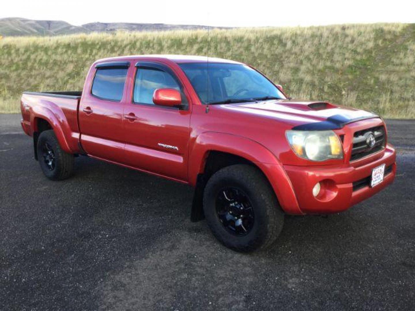 2009 Barcelona Red Metallic /Graphite Cloth Interior Toyota Tacoma Double Cab Long Bed V6 Auto 4WD (5TEMU52N89Z) with an 4.0L V6 DOHC 24V engine, 5-Speed Automatic transmission, located at 1801 Main Street, Lewiston, 83501, (208) 743-9371, 46.417065, -117.004799 - Photo#12