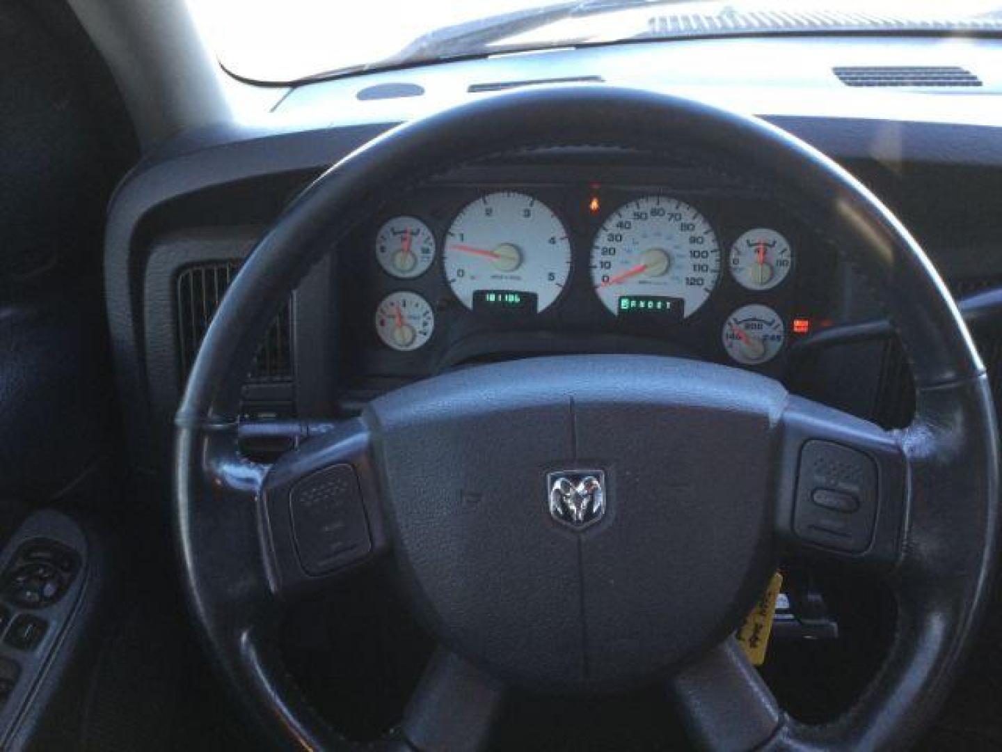 2004 Flame Red /Dark Slate Gray Cloth Interior Dodge Ram 2500 SLT Quad Cab Long Bed 4WD (3D7KU28C84G) with an 5.9L L6 OHV 24V TURBO DIESEL engine, 4-Speed Automatic transmission, located at 1801 Main Street, Lewiston, 83501, (208) 743-9371, 46.417065, -117.004799 - Photo#8