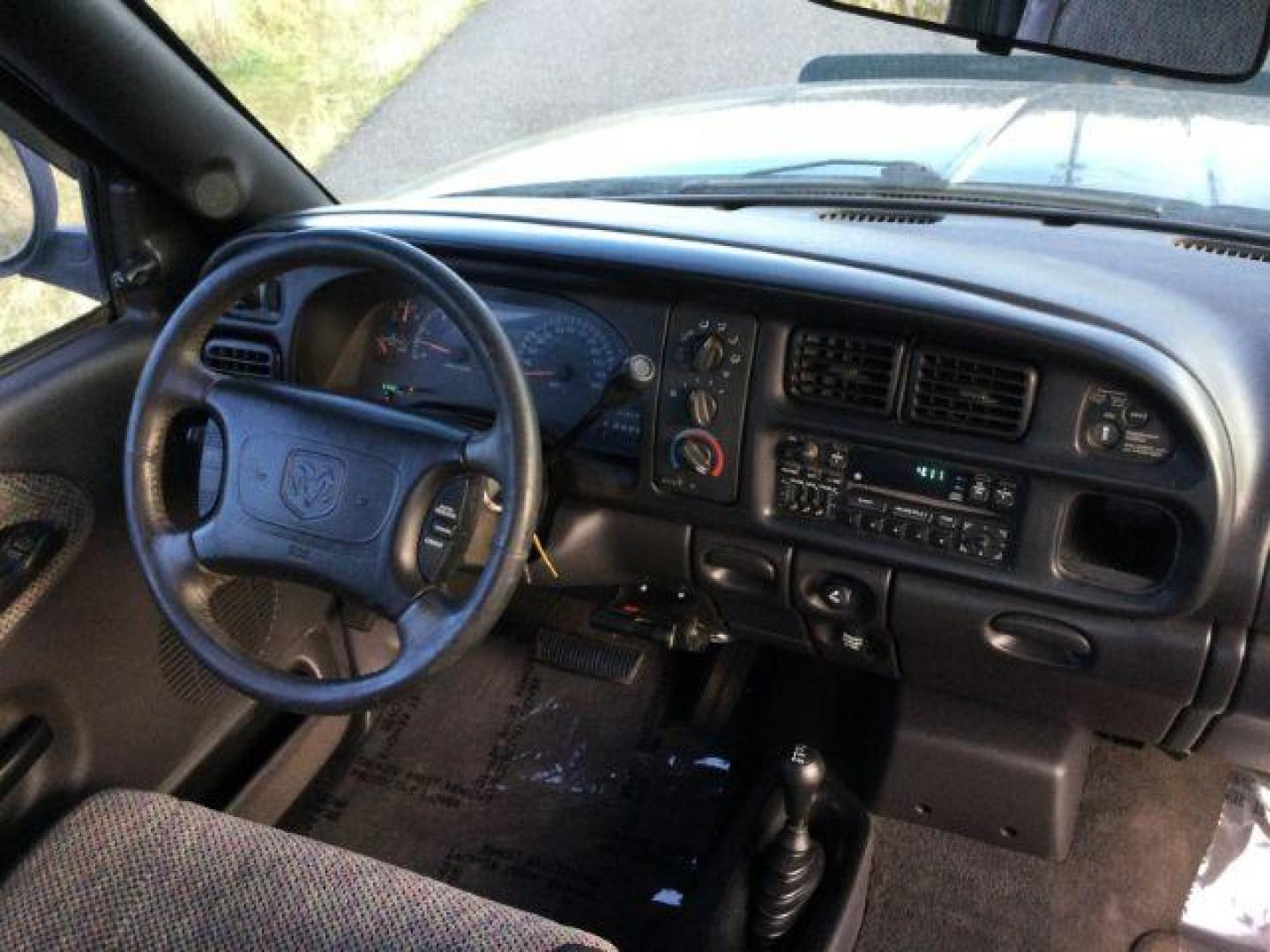 1999 Dodge Ram 2500 Quad Cab Long Bed 4WD (3B7KF23W2XG) with an 8.0L V10 OHV 20V engine, located at 1801 Main Street, Lewiston, 83501, (208) 743-9371, 46.417065, -117.004799 - Photo#25