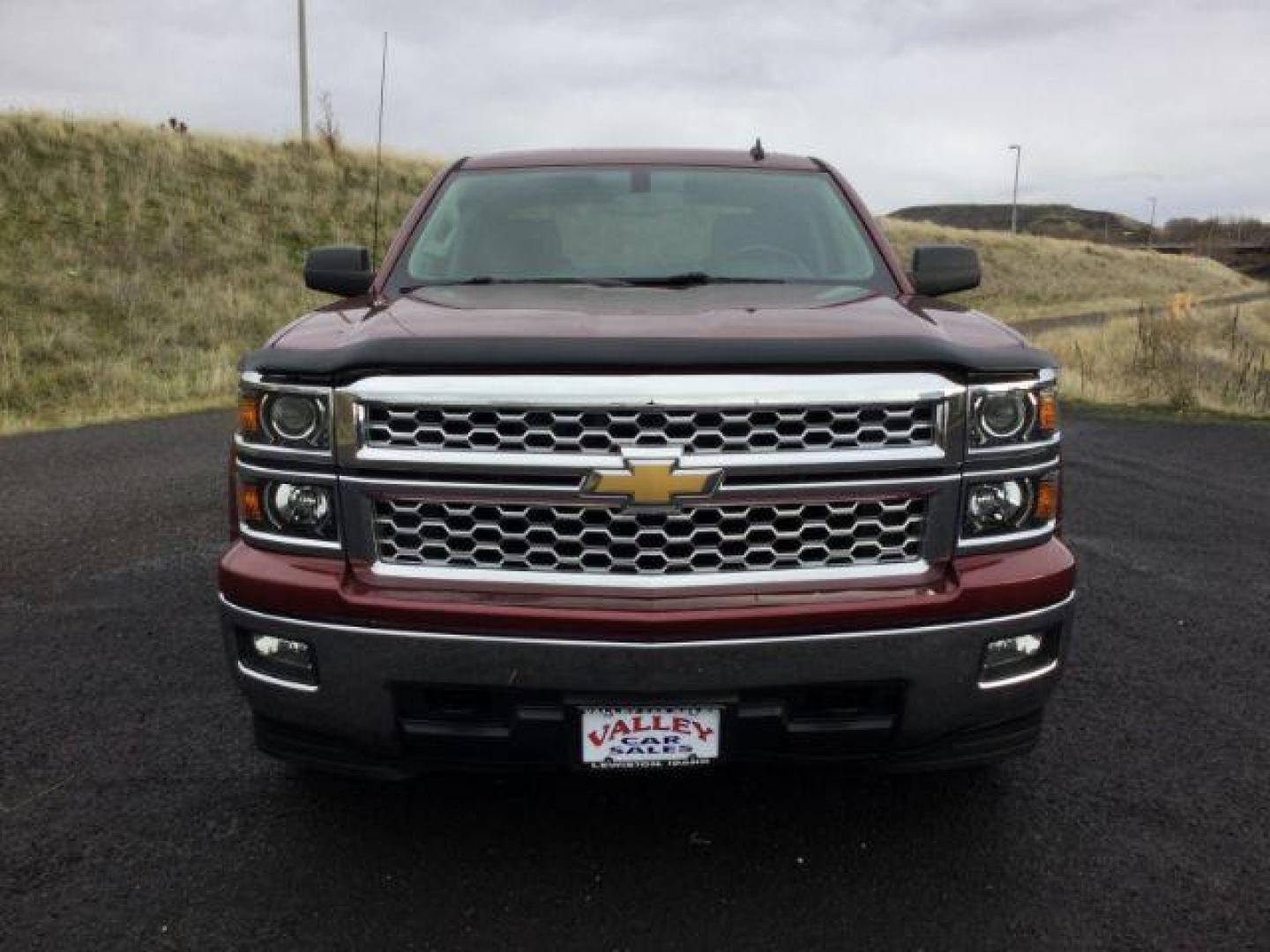 2014 Deep Ruby Metallic /Jet Black/Dark Ash Chevrolet Silverado 1500 2LT Crew Cab 4WD (3GCUKREC0EG) with an 5.3L V8 OHV 16V engine, 6-Speed Automatic transmission, located at 1801 Main Street, Lewiston, 83501, (208) 743-9371, 46.417065, -117.004799 - Photo#8