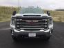 2021 Quicksilver Metallic /Jet Black GMC Sierra 2500HD SLE Crew Cab Long Box 4WD (1GT49MEY5MF) with an 6.6L V8 OHV 16 DIESEL engine, 10-speed automatic transmission, located at 1801 Main Street, Lewiston, 83501, (208) 743-9371, 46.417065, -117.004799 - Photo#9