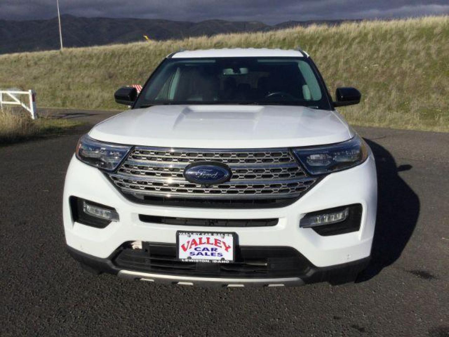 2022 Oxford White /BLACK LEATHER Ford Explorer Limited AWD (1FMSK8FH7NG) with an 2.3L L4 DOHC 16V engine, 10-Speed Automatic transmission, located at 1801 Main Street, Lewiston, 83501, (208) 743-9371, 46.417065, -117.004799 - Photo#14