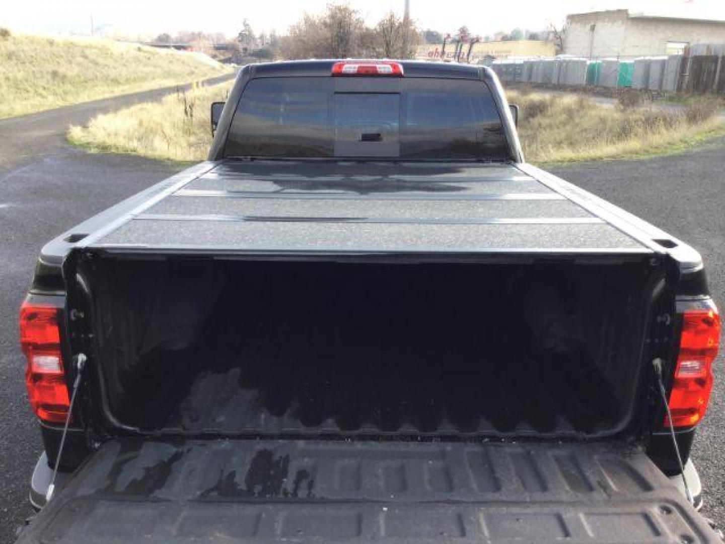 2015 Black /Jet Black Chevrolet Silverado 2500HD LTZ Crew Cab 4WD (1GC1KWE83FF) with an 6.6L V8 OHV 32V TURBO DIESEL engine, 6-Speed Automatic transmission, located at 1801 Main Street, Lewiston, 83501, (208) 743-9371, 46.417065, -117.004799 - Photo#13