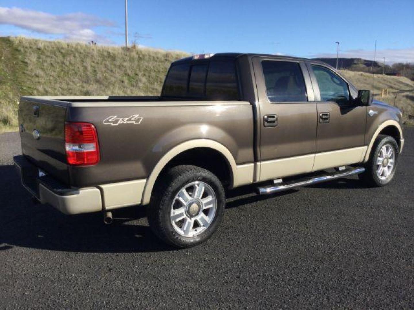 2007 Dark Stone Metallic/Pueblo Gold Metallic /Tan/Castano Brown Leather Interior Ford F-150 Lariat SuperCrew 4WD (1FTPW14V57K) with an 5.4L V8 SOHC 24V FFV engine, 4-Speed Automatic transmission, located at 1801 Main Street, Lewiston, 83501, (208) 743-9371, 46.417065, -117.004799 - Photo#13