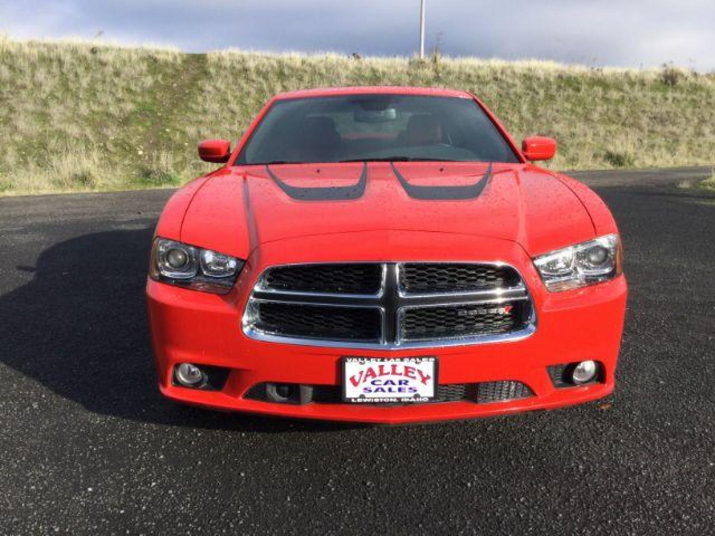 2014 red /red leather DODGE CHARGER R/T max (2C3CDXCT2EH) with an 5.7 HEMI V8 engine, 6-SPEED AUTOMATIC transmission, located at 1801 Main Street, Lewiston, 83501, (208) 743-9371, 46.417065, -117.004799 - Photo#15