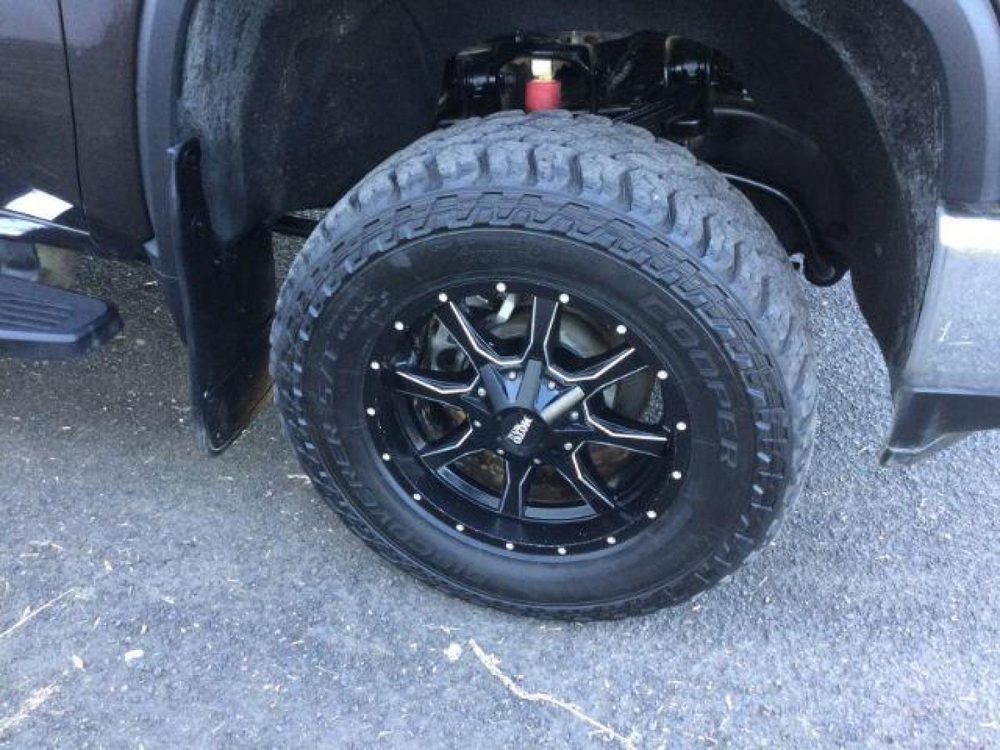 2021 Oxford Brown Metallic /Jet Black Chevrolet Silverado 3500HD 4WD Crew Cab Standard Bed LTZ | (1GC4YUEY9MF) with an 6.6L V8 OHV 32V TURBO DIESEL engine, 10-speed automatic transmission, located at 1801 Main Street, Lewiston, 83501, (208) 743-9371, 46.417065, -117.004799 - Photo#17