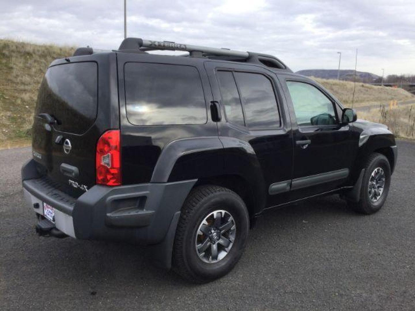 2015 Black /Black Leather Nissan Xterra PRO-4X (5N1AN0NWXFN) with an 4.0 V6 engine, 5-Speed Automatic transmission, located at 1801 Main Street, Lewiston, 83501, (208) 743-9371, 46.417065, -117.004799 - Photo#16