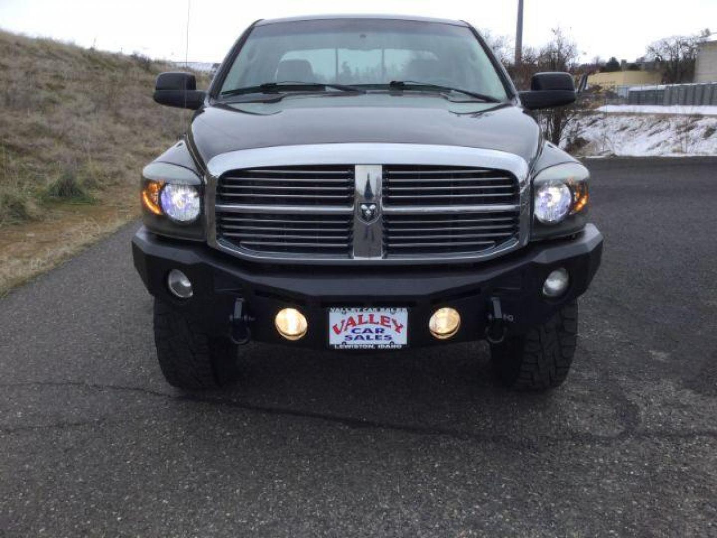 2008 BLACK /GRAY CLOTH DODGE 2500 QUAD CAB Quad Cab SLT (3D7KS28A28G) with an 6.7L I6 T-Diesel engine, 6-Speed Manual Transmission transmission, located at 1801 Main Street, Lewiston, 83501, (208) 743-9371, 46.417065, -117.004799 - Photo#20