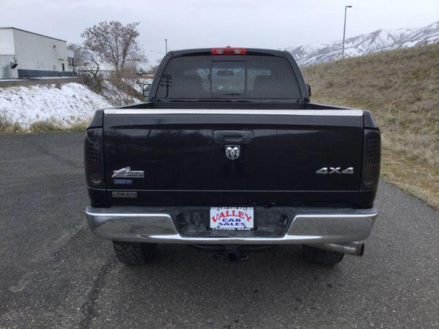 2008 BLACK /GRAY CLOTH DODGE 2500 QUAD CAB Quad Cab SLT (3D7KS28A28G) with an 6.7L I6 T-Diesel engine, 6-Speed Manual Transmission transmission, located at 1801 Main Street, Lewiston, 83501, (208) 743-9371, 46.417065, -117.004799 - Photo#21