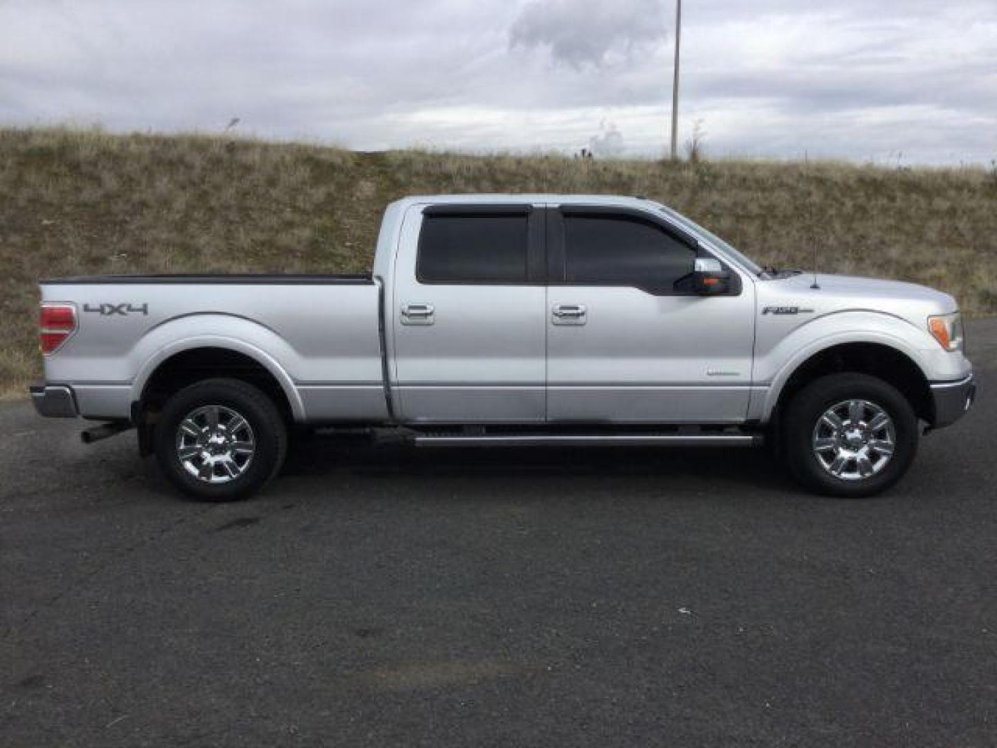 2012 Ingot Silver Metallic /Black Leather Ford F-150 Lariat SuperCrew 6.5ft bed 4WD (1FTFW1ET9CF) with an 3.5L V6 DOHC 24V engine, 6-Speed Automatic transmission, located at 1801 Main Street, Lewiston, 83501, (208) 743-9371, 46.417065, -117.004799 - Photo#12