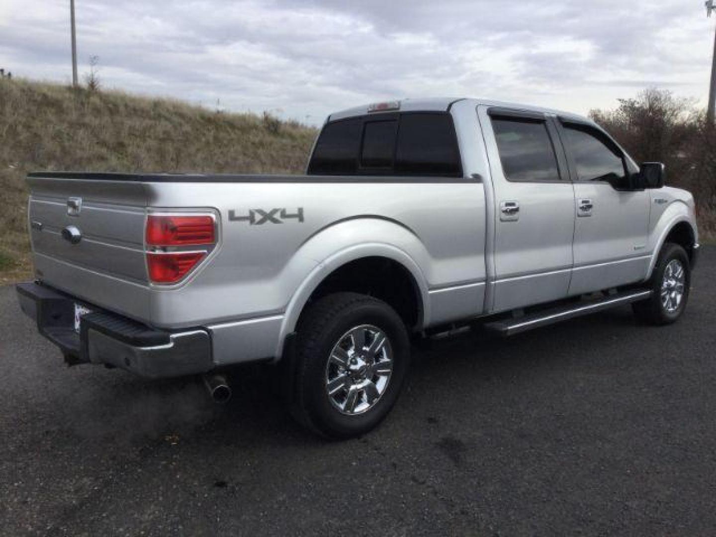 2012 Ingot Silver Metallic /Black Leather Ford F-150 Lariat SuperCrew 6.5ft bed 4WD (1FTFW1ET9CF) with an 3.5L V6 DOHC 24V engine, 6-Speed Automatic transmission, located at 1801 Main Street, Lewiston, 83501, (208) 743-9371, 46.417065, -117.004799 - Photo#13