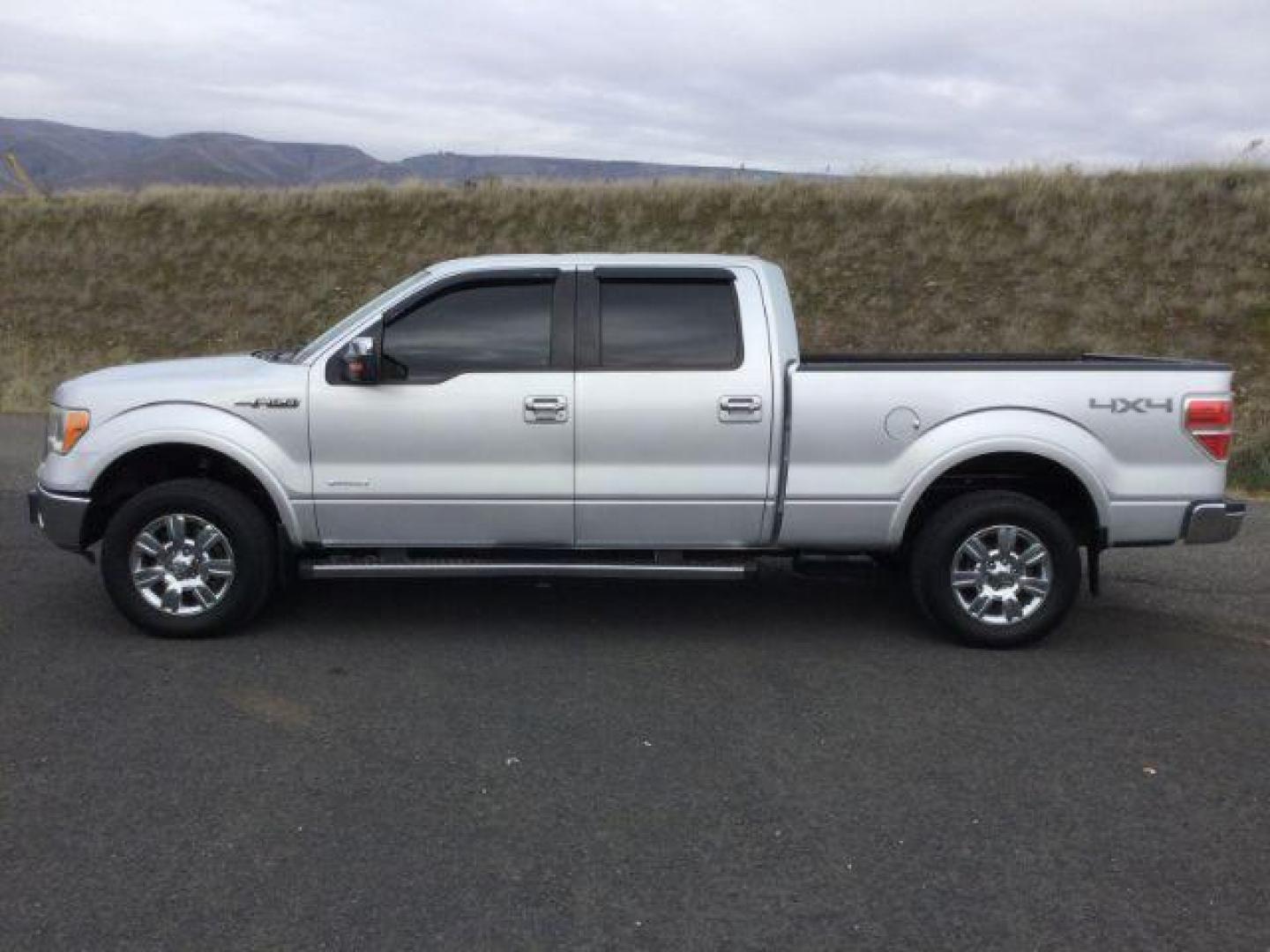 2012 Ingot Silver Metallic /Black Leather Ford F-150 Lariat SuperCrew 6.5ft bed 4WD (1FTFW1ET9CF) with an 3.5L V6 DOHC 24V engine, 6-Speed Automatic transmission, located at 1801 Main Street, Lewiston, 83501, (208) 743-9371, 46.417065, -117.004799 - Photo#1