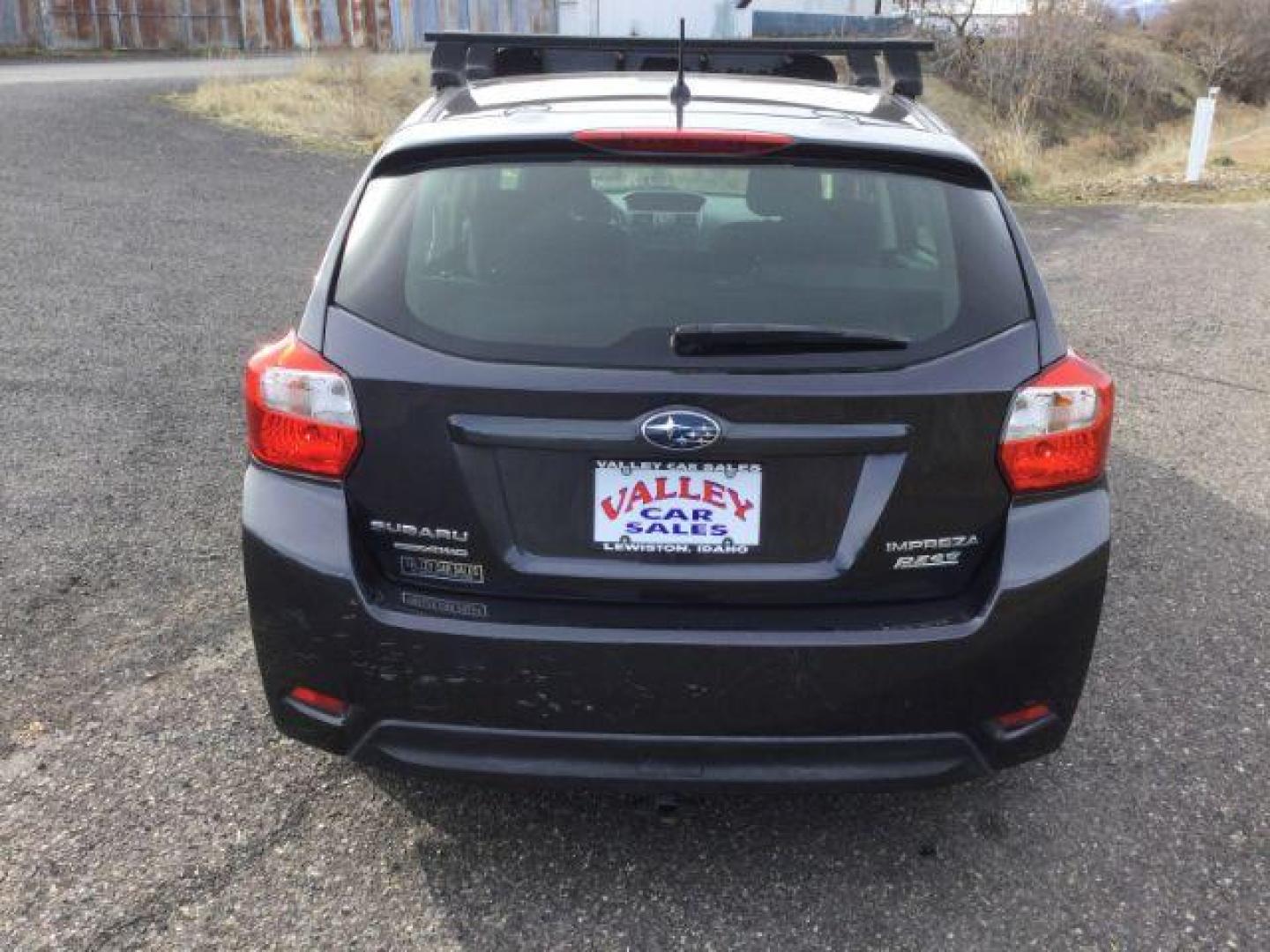 2013 Dark Gray Metallic Subaru Impreza 2.0i (JF1GPAA63D2) with an 2L H-4 DOHC engine, located at 1801 Main Street, Lewiston, 83501, (208) 743-9371, 46.417065, -117.004799 - Photo#8