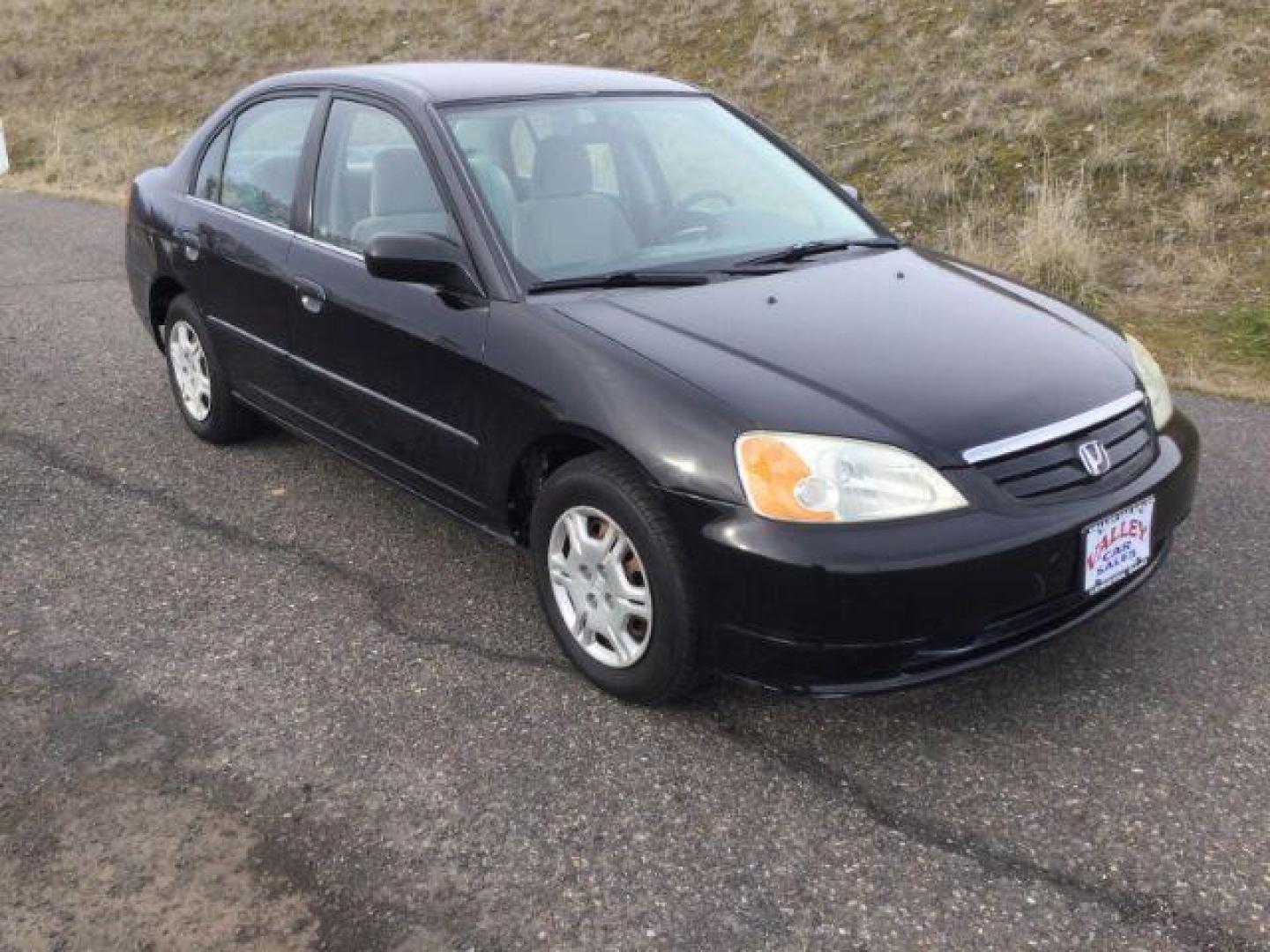 2002 BLACK /GRAY CLOTH HONDA CIVIC DX (2HGES16152H) with an 1.7L 4cyl engine, automatic transmission, located at 1801 Main Street, Lewiston, 83501, (208) 743-9371, 46.417065, -117.004799 - Photo#16