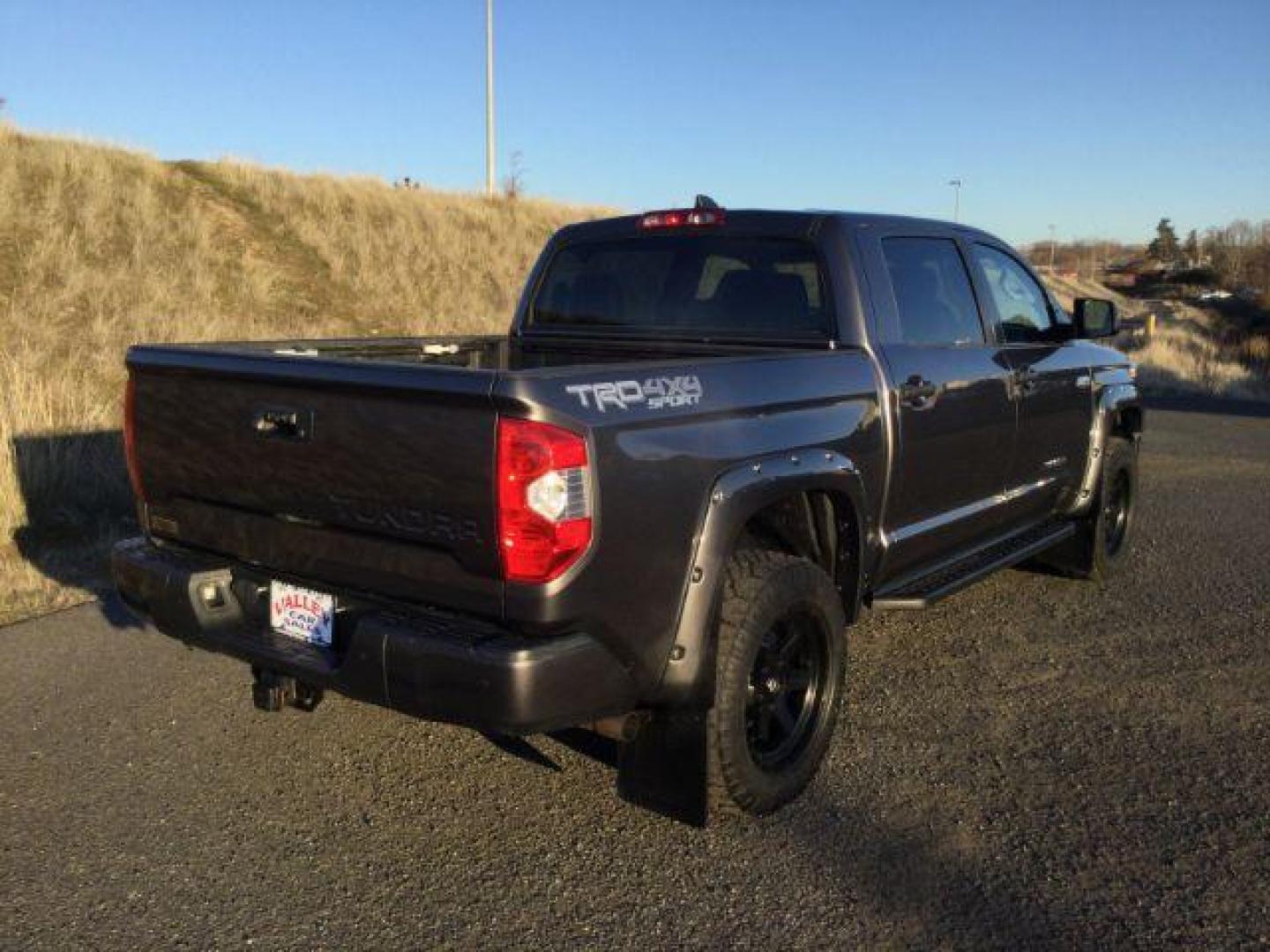 2021 Magnetic Gray Metallic /BLACK LEATHER TOYOTA TUNDRA Crew Max TRD Sport 4x4 (5TFDY5F13MX) with an 5.7 V8 engine, 6-Speed Automatic transmission, located at 1801 Main Street, Lewiston, 83501, (208) 743-9371, 46.417065, -117.004799 - Photo#13