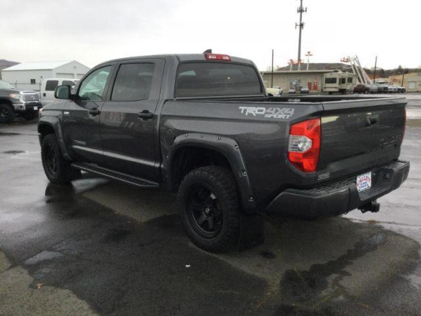 2021 Magnetic Gray Metallic /BLACK LEATHER TOYOTA TUNDRA Crew Max TRD Sport 4x4 (5TFDY5F13MX) with an 5.7 V8 engine, 6-Speed Automatic transmission, located at 1801 Main Street, Lewiston, 83501, (208) 743-9371, 46.417065, -117.004799 - Photo#30